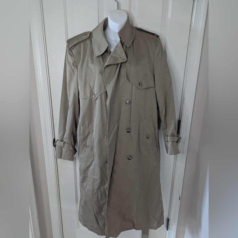 London Fog Towne Men's Belted Double Breasted Beige Trench Coat Size 38 Short